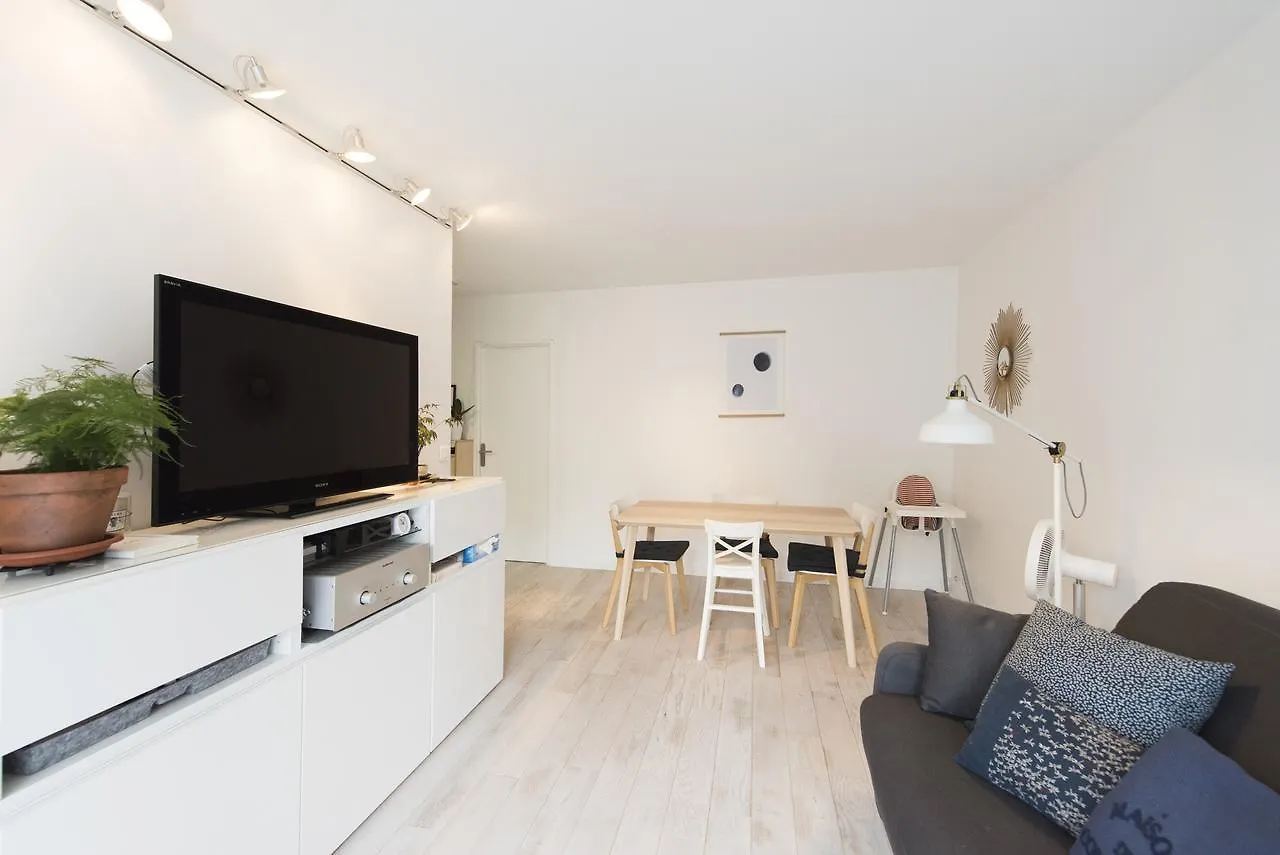 Veeve - Contemporary Near Bastille Париж
